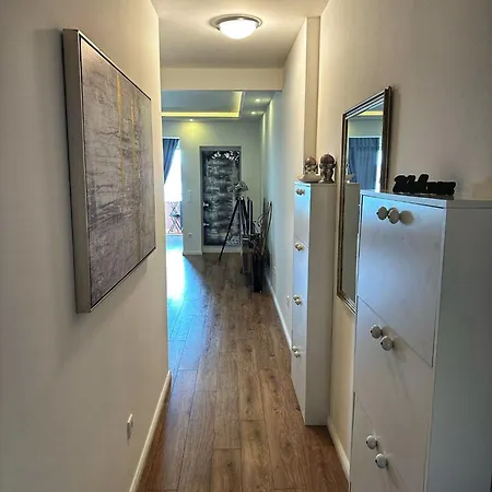 Lena-rita アパート