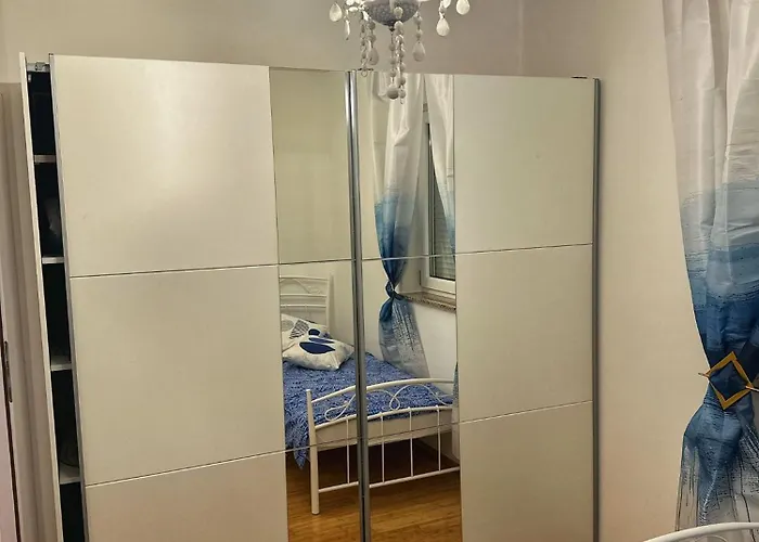 아파트 Lena-rita 크리크베니카